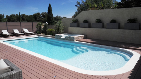 Constructeurs piscines et spas